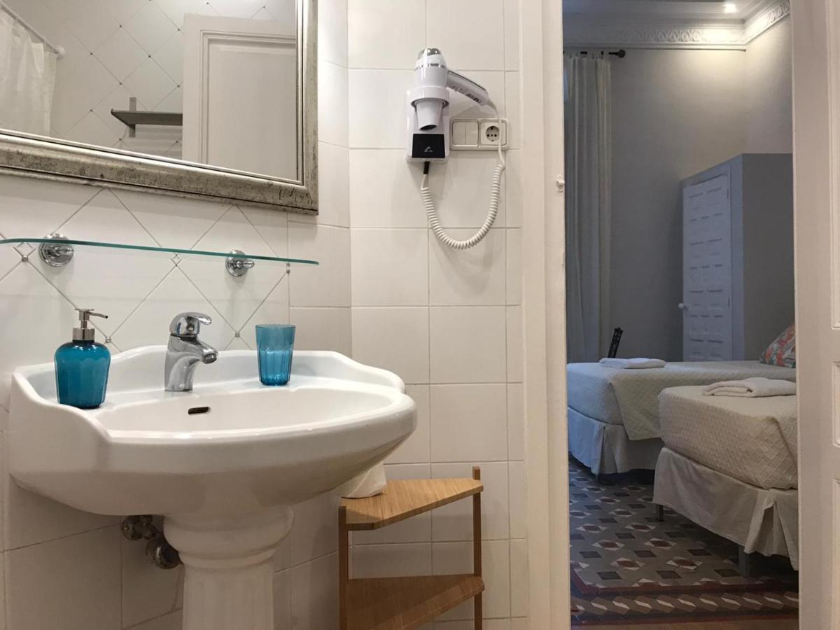 Casa Consell Bailen, Guest House Barcelona Exterior photo